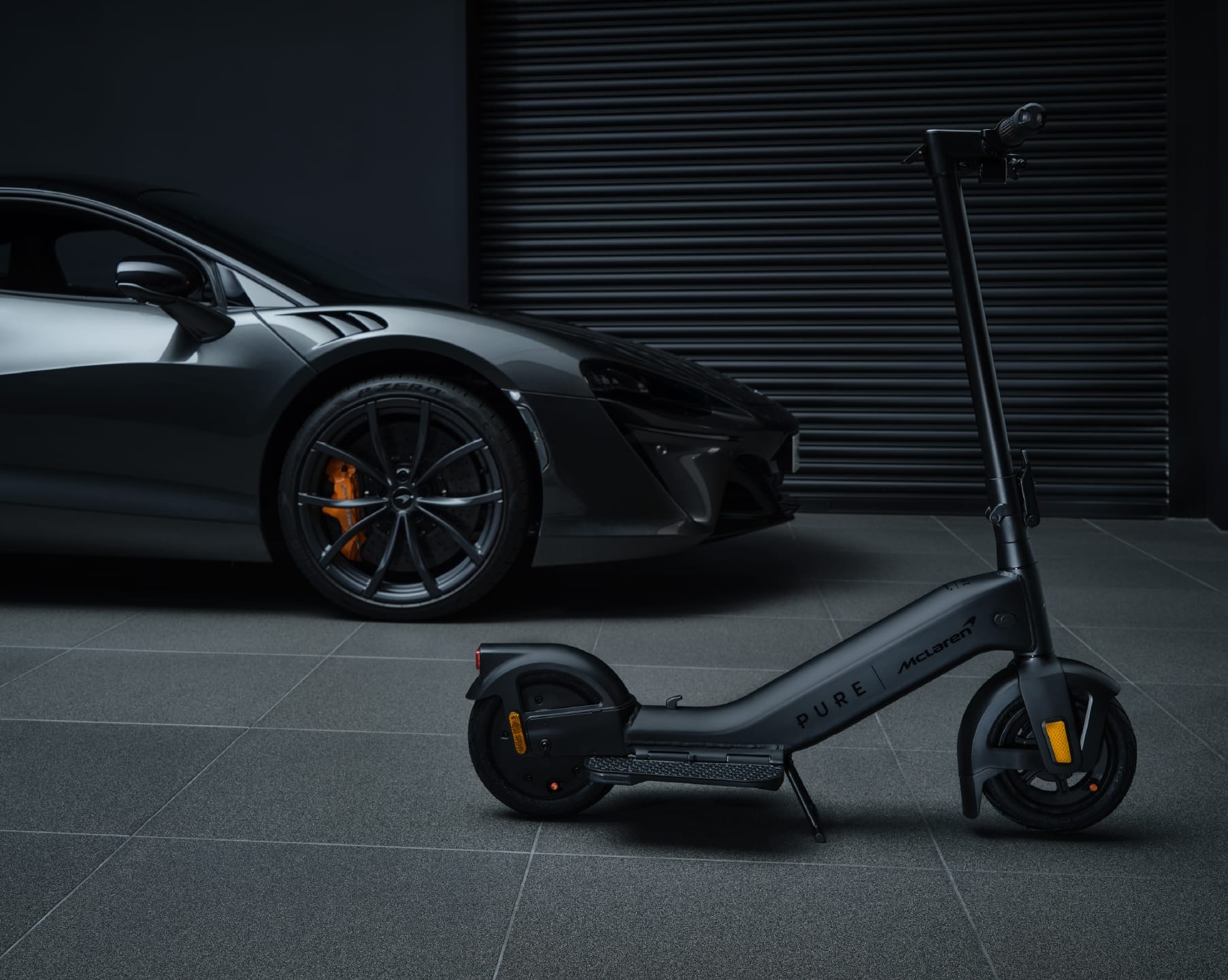 Pure x McLaren Black