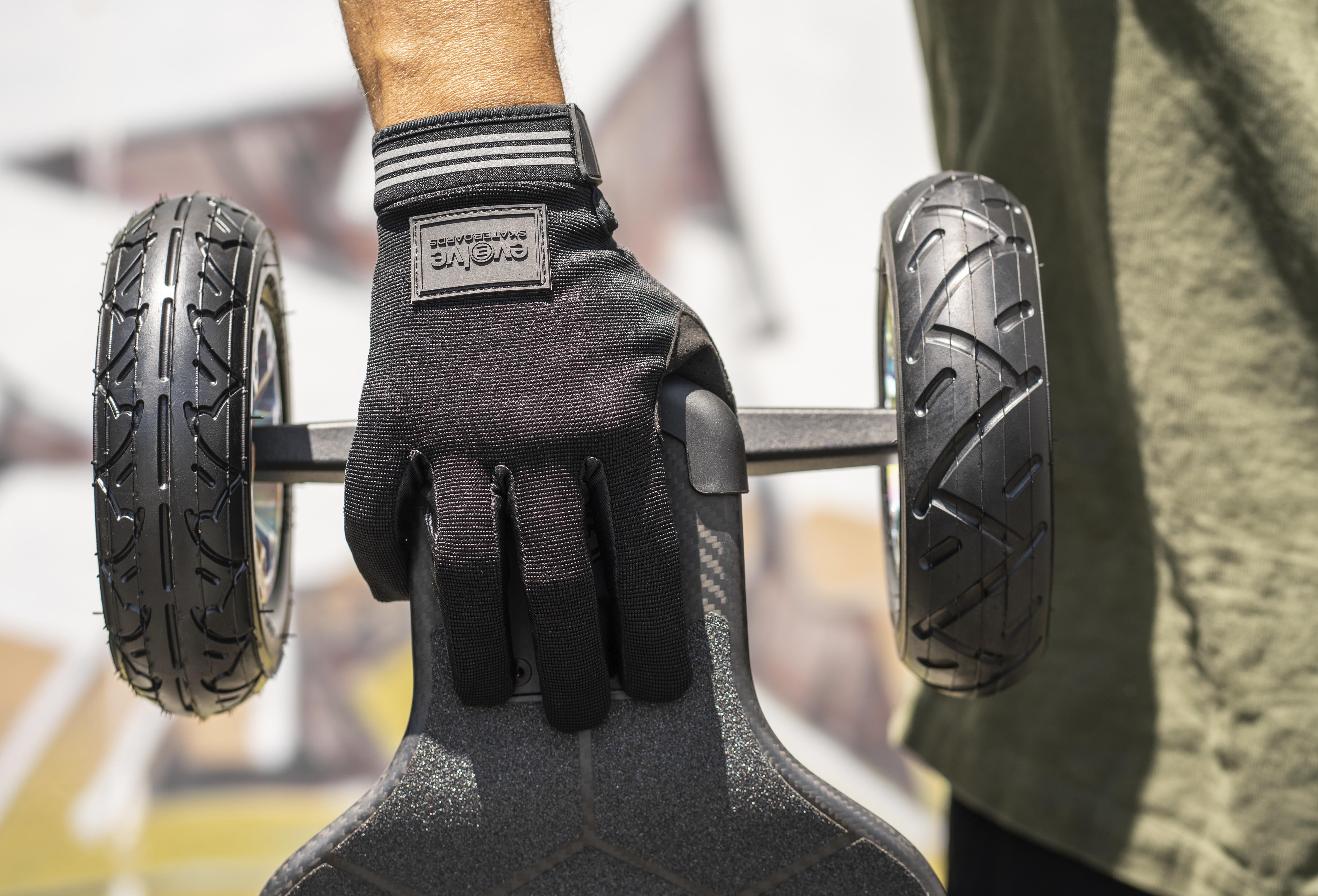 Ampere Gloves - Beyond PEV