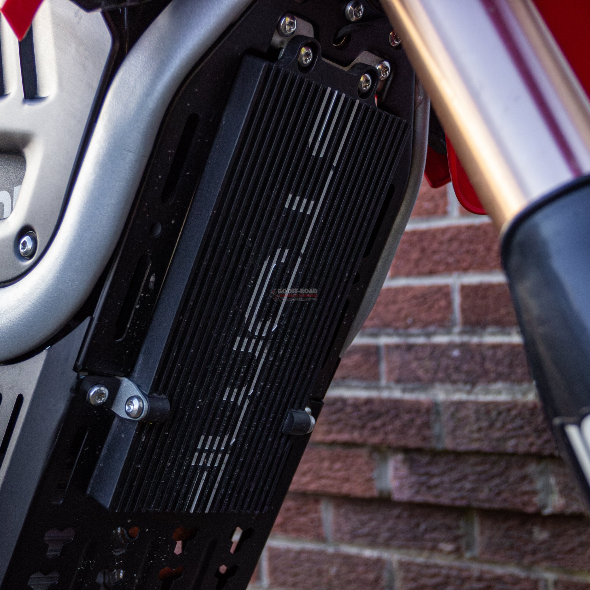 STOMP HAYWIRE - Beyond PEV